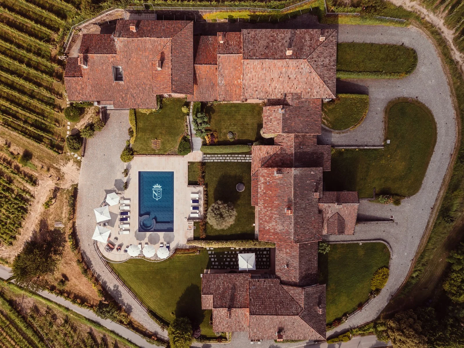 Tenuta tra i vigneti con piscina — foto 2